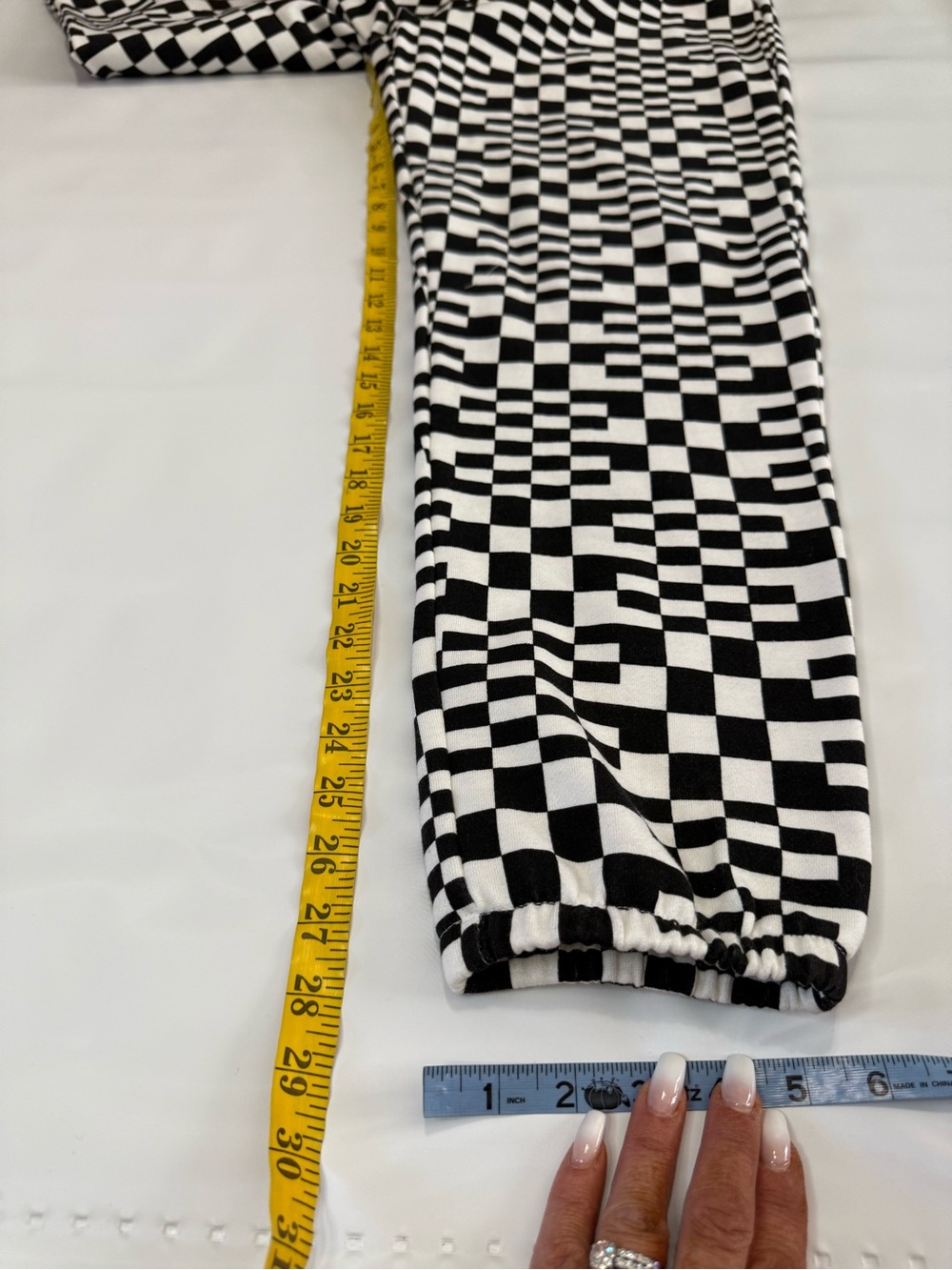 Volcom NWT Black & White Checkerboard Jogger Pants In size medium - Picture 9 of 16